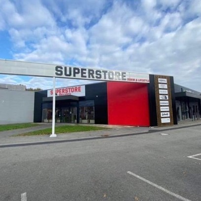 SUPERSTORE Cap Malo, Magasin de Vêtements à Melesse