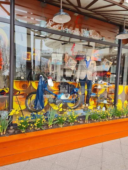 Les Hommes D'Abord, Magasin de Vêtements à Saint-Raphaël