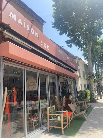 Maison Soo, Magasin de Vêtements à Saint-Cannat