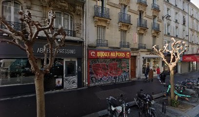 Comptoir des Cotonniers, Magasin de Vêtements à Paris 18
