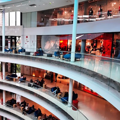 Calvin Klein, Magasin de Vêtements à Paris 15