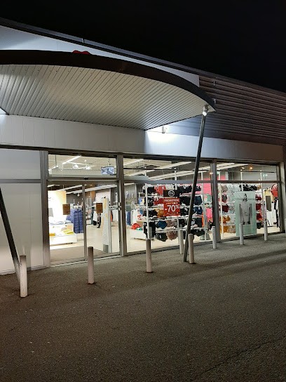 C&A, Magasin de Vêtements à Saint-Dié-des-Vosges