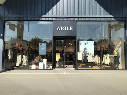 Aigle, Magasin de Vêtements à La Séguinière