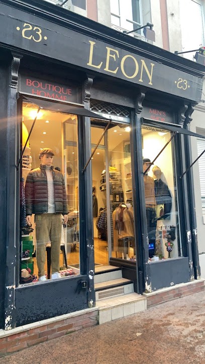 LÉON, Magasin de Vêtements à Honfleur