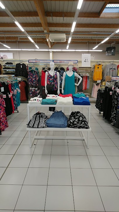 Gemo Amboise Chaussures Et Vêtements, Magasin de Vêtements à Pocé-sur-Cisse