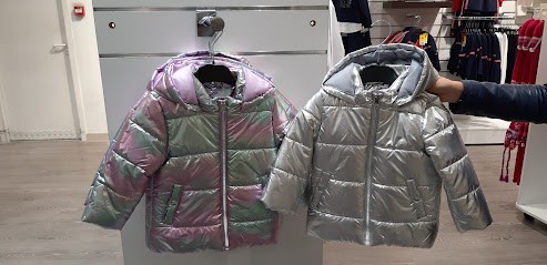 Plus, Magasin de Vêtements à Moulins