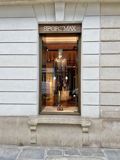 Sportmax, Magasin de Vêtements à Paris 07