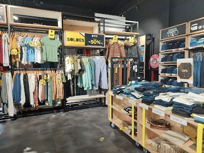 BLACKSTORE QUIMPERLÉ, Magasin de Vêtements à Quimperlé