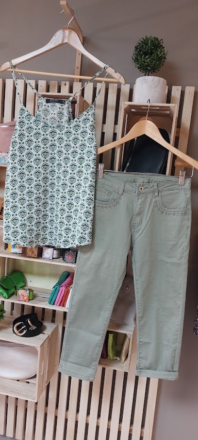 Les trésors de Didine, Magasin de Vêtements à Rocroi