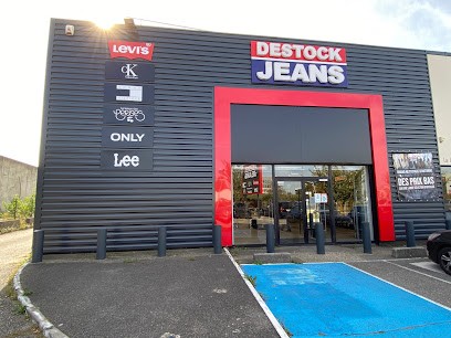 DESTOCK JEANS, Magasin de Vêtements à Saint-Priest
