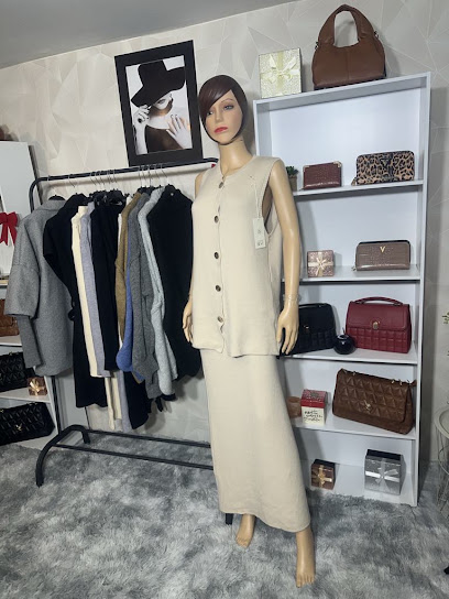 Bellamodebysonia Magasin De Vêtements au Muy