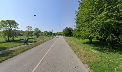 Sandro - Lyon Village Mixte Outlet, Magasin de Vêtements à Villefontaine