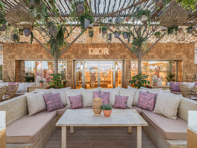 Dior Shellona Pop Up Magasin De Vêtements à Ramatuelle