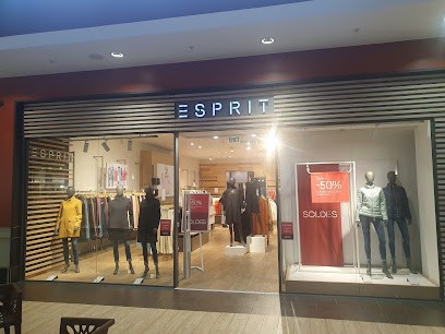 Esprit, Magasin de Vêtements à Pessac