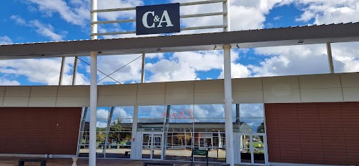 C&A, Magasin de Vêtements à Mont-Saint-Martin