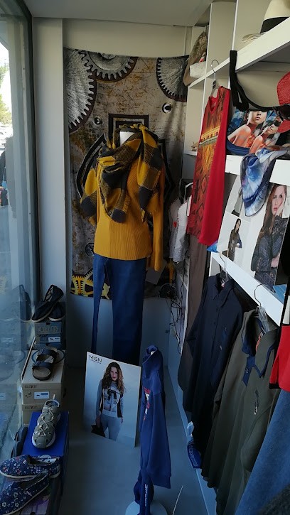 Marvic Boutique, Magasin de Vêtements à Martigues