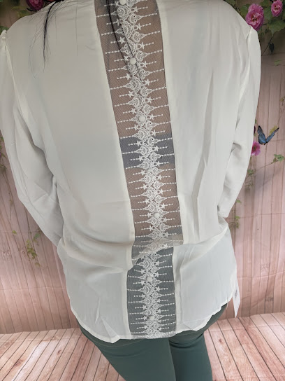 Le Bonheur De Maely'na, Magasin De Vêtements à Ménesplet