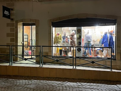 Dame Jeanne, Magasin de Vêtements à Roscoff