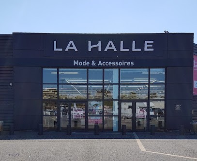 Halle Fashion And Accessories, Magasin de Vêtements à La Teste-de-Buch