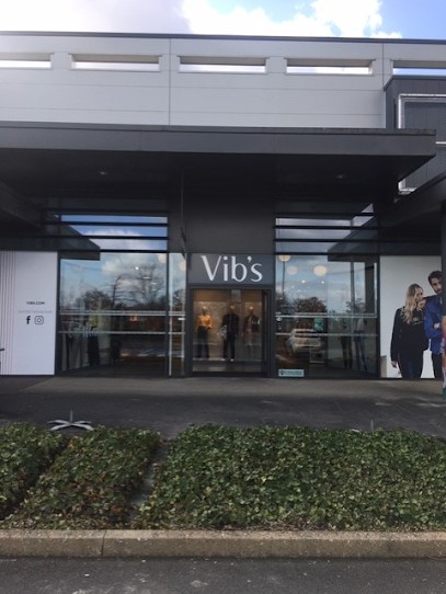 Vib's (Cache Cache - Bonobo), Magasin de Vêtements à La Mézière