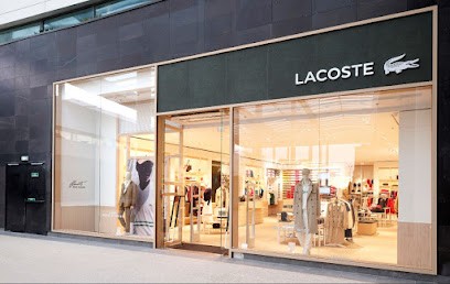 Lacoste, Magasin de Vêtements à L'Île-d'Olonne