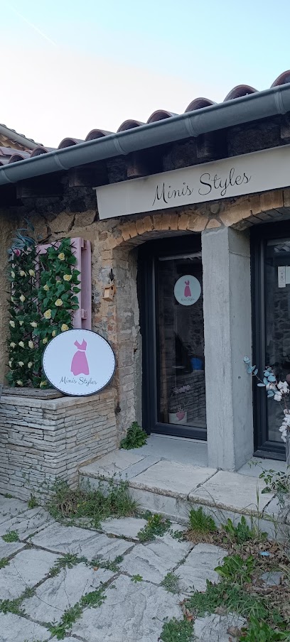 Minis Styles, Magasin De Vêtements à Érôme