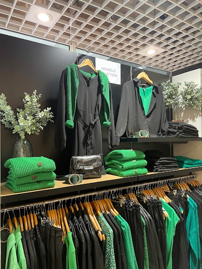 5ème Avenue, Magasin de Vêtements à Andel