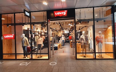 Levi's® Gare Montparnasse, Magasin de Vêtements à Paris 14