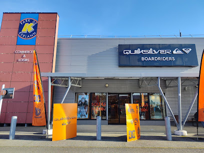 Quiksilver - Billabong - Roxy - Element - Dc Shoes Magasin De Vêtements à Vannes