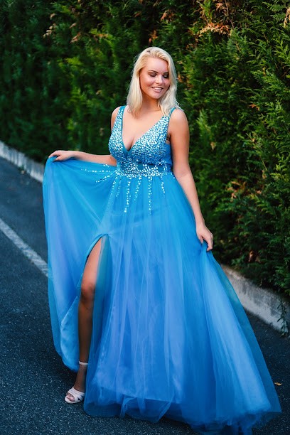 Laura Kail Dresses, Magasin de Vêtements à Illzach