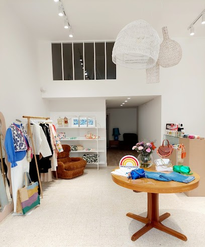 SAKE, Magasin de Vêtements à Sète