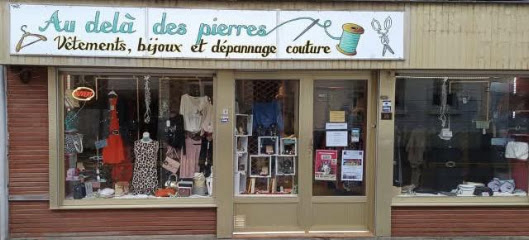 Au-Delà Des Pierres Magasin De Vêtements à Avesnes-les-Aubert