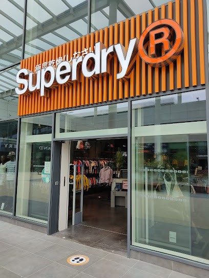 Superdry, Magasin de Vêtements à L'Île-d'Olonne