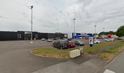 BLACKSTORE, Magasin de Vêtements à Lure