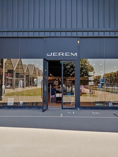 Jerem – La Séguinière Outlet, Magasin de Vêtements à La Séguinière