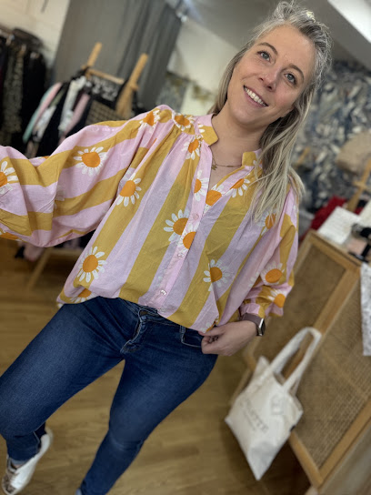 La Commode D'alison Magasin De Vêtements à Égletons