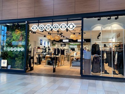 Bonobo, Magasin de Vêtements à La Couronne