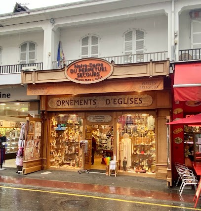 Michel Finet, Broderie Et Orfèvrerie, Magasin de Vêtements à Lourdes