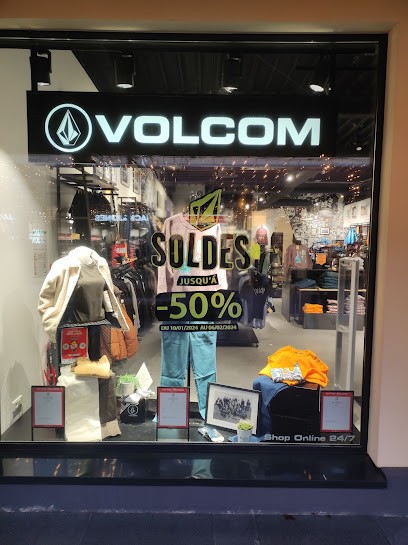 Volcom, Magasin de Vêtements à Roppenheim