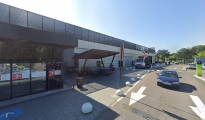 Printemps - Hugo Boss, Magasin de Vêtements au Chesnay