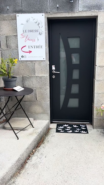 Le Dress' by Vaness, Magasin de Vêtements à Vaugneray