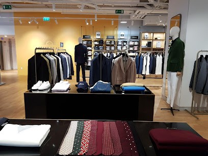 Corner Fursac - Galeries Lafayette Beaugrenelle, Magasin de Vêtements à Paris 15