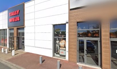 Etam, Magasin de Vêtements à Saint-Maur