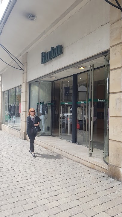 Burton of London, Magasin de Vêtements à Reims