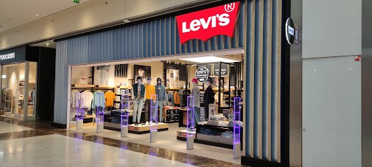 Levi's® Carré Sénart, Magasin de Vêtements à Lieusaint
