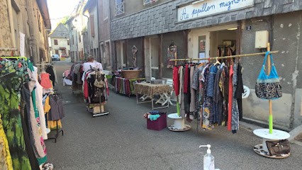 Friperie tout public - L'Effet Papillon - Fourmilienne, Magasin de Vêtements à Yenne