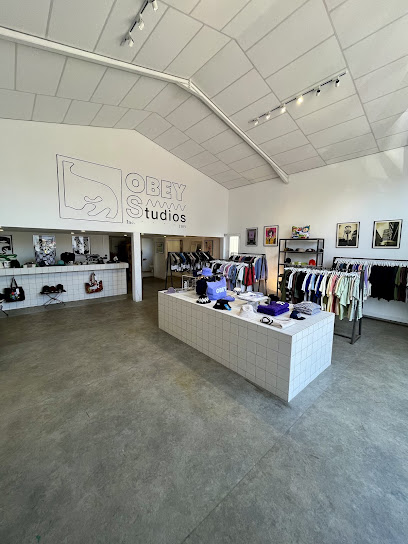 Obey Outlet, Magasin De Vêtements à Soorts-Hossegor