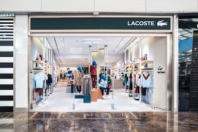 Lacoste, Magasin de Vêtements à Lieusaint