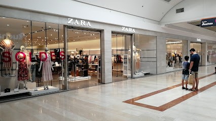 ZARA, Magasin de Vêtements au Pontet