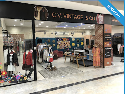 C.v. Vintage & Co Magasin De Vêtements à Angoulins